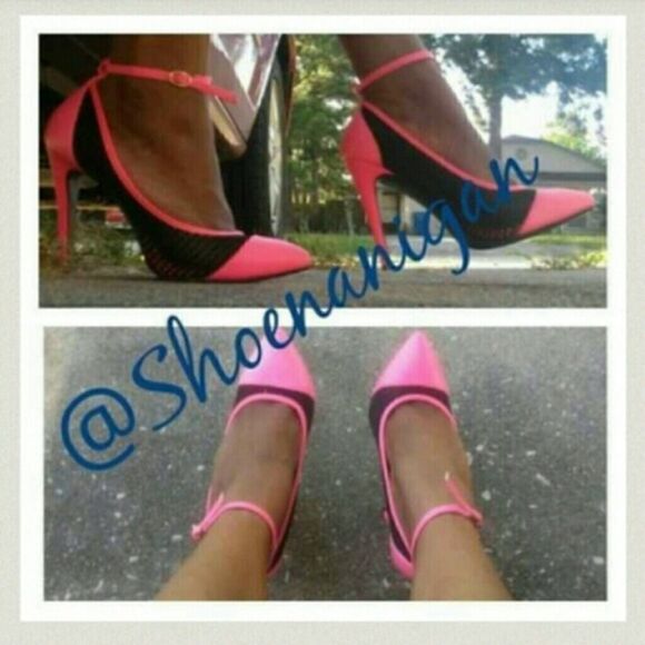 NEON HOT pink colorblock pump w/ ankle strap - Picture 2 of 8